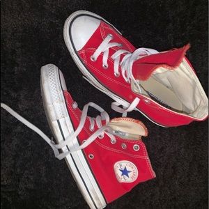 Red Converse